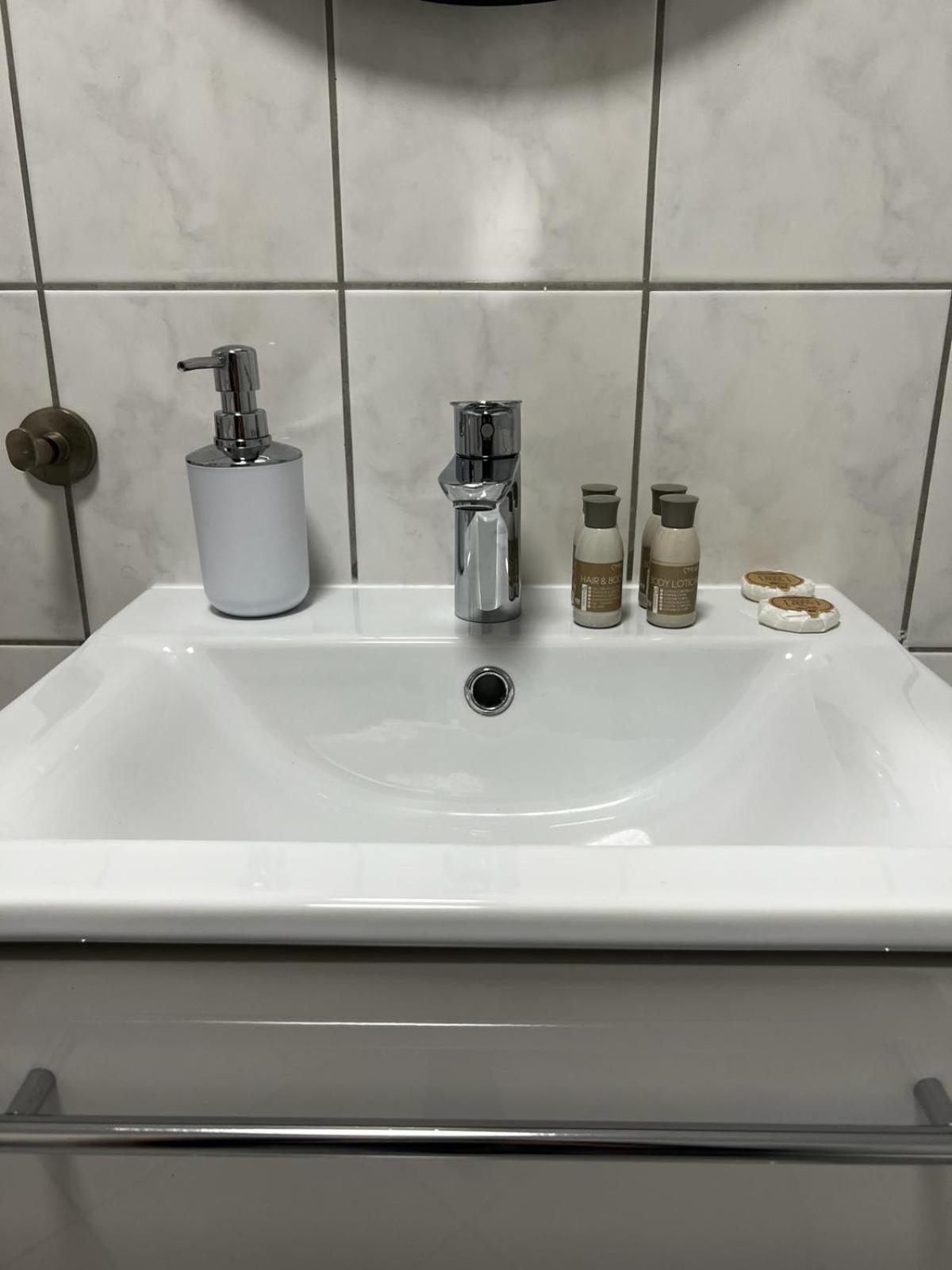 Delta Apart-House Wroclaw Ngoại thất bức ảnh