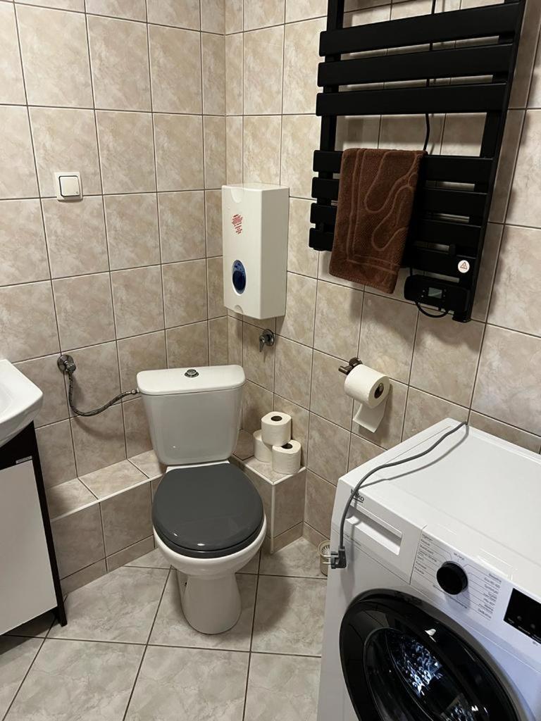 Delta Apart-House Wroclaw Ngoại thất bức ảnh