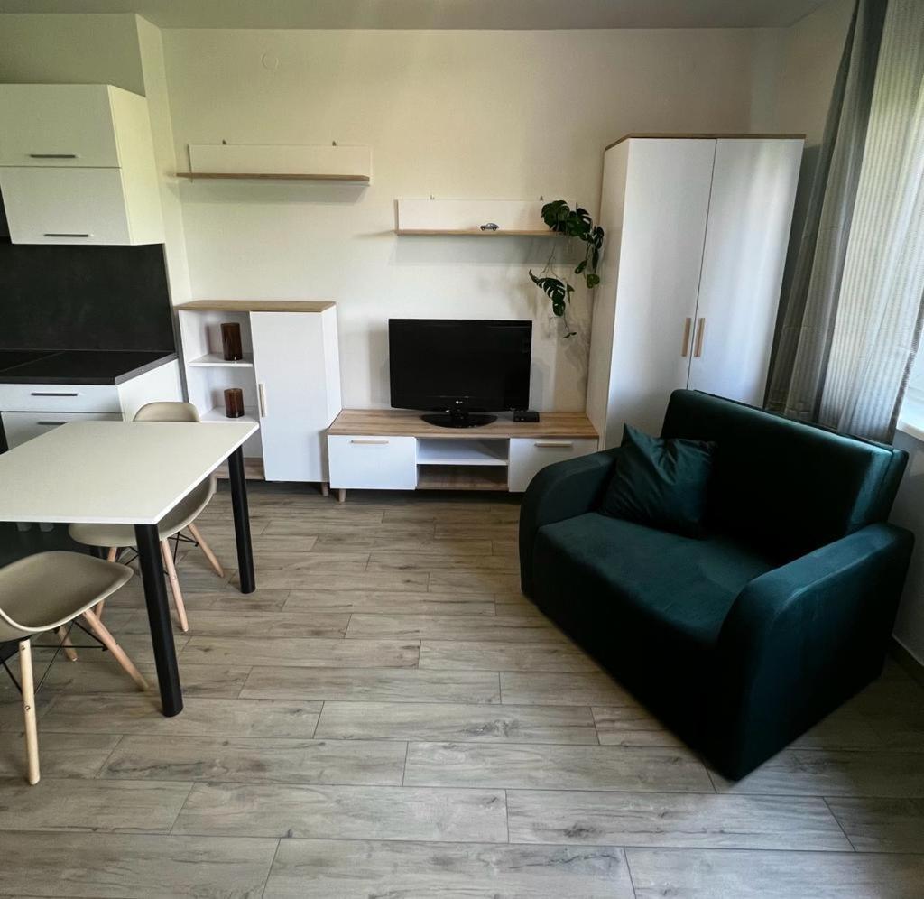 Delta Apart-House Wroclaw Ngoại thất bức ảnh